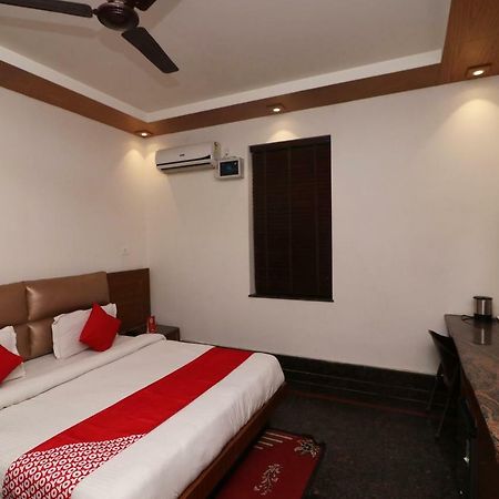 Oyo 10448 Green View Home Stay Dehradun Dış mekan fotoğraf