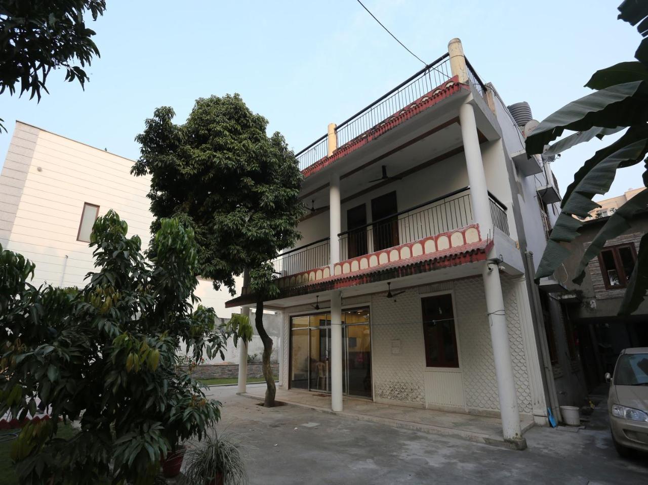 Oyo 10448 Green View Home Stay Dehradun Dış mekan fotoğraf