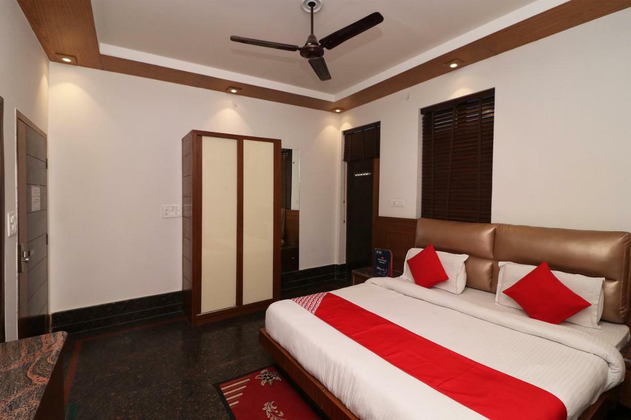 Oyo 10448 Green View Home Stay Dehradun Dış mekan fotoğraf