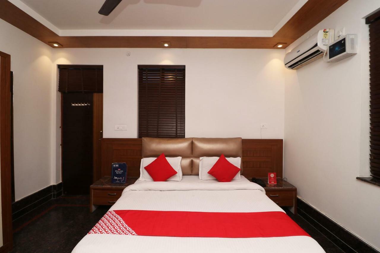 Oyo 10448 Green View Home Stay Dehradun Dış mekan fotoğraf